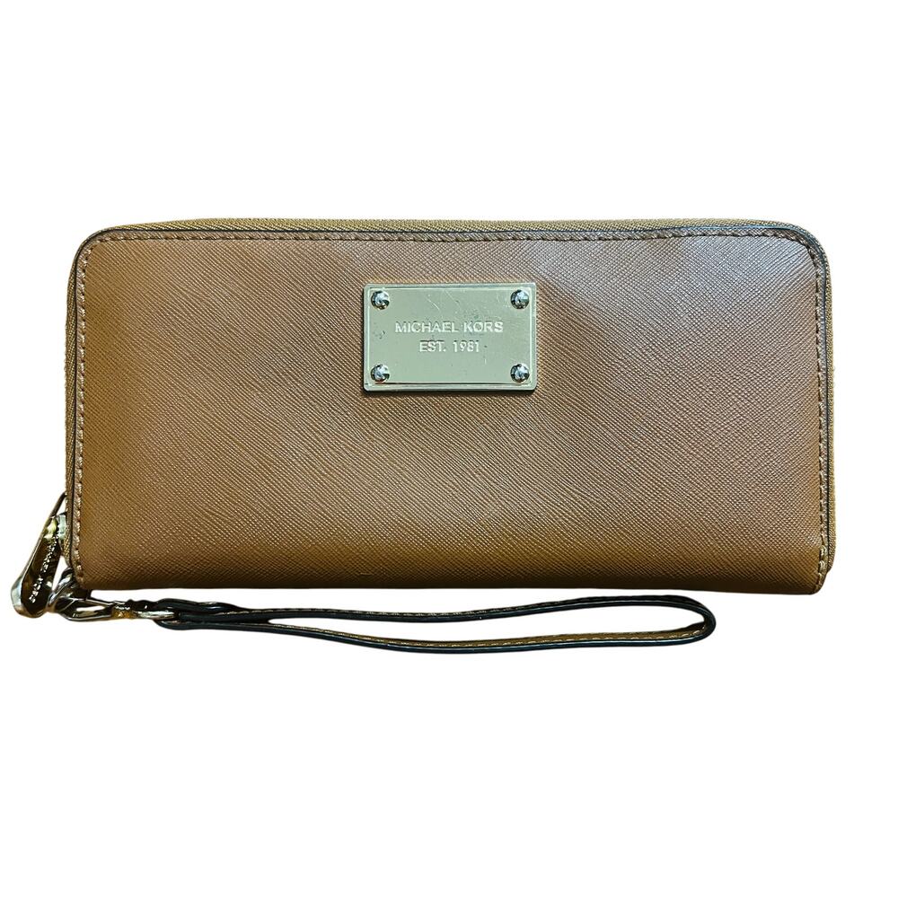 NWOT Michael Kors Wallet Wristlet Brown Leather Logo Zipper
